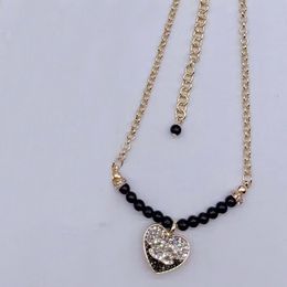 Luxury Inlay Crystal Heart Pendant Brand Letter Designer Necklace Letter Pendants Pearl Chains Famous Men Women Necklace 18K Gold Choker Jewelry Accessories Gifts