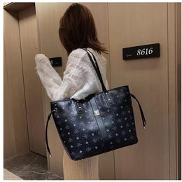 2024 Luxurys handbag Mommy clutch shop tote bag Women's mens pochette shopper bag quality designer bags MC top diaper Leather weekend Cross body bag