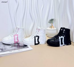 Top Kids ankle boots designer leather baby shoes size 26-35 Including box Minimalist letter printing toddler sneakers Dec10