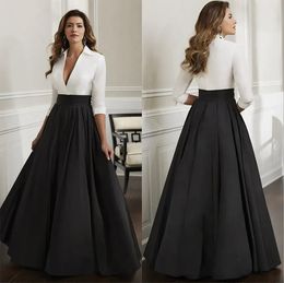 Long Sleeves Elegant Mother Of The Bride Dresses Deep V Neck Pleated Wedding Guest Dress A Line Floor Length Satin Evening Gowns W1310