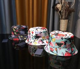 2021 whole high quality Designer cap Fishermans hat Bucket Hats Womens mens sun Fashion Outdoor caps Hip hop size Plaid l7136165