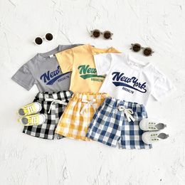 Clothing Sets 2Pcs Born Boys Baby Set Girls Casual Letter Printed Short Sleeved T-shirt Checkered Shorts Infant Outfit 0-3Y