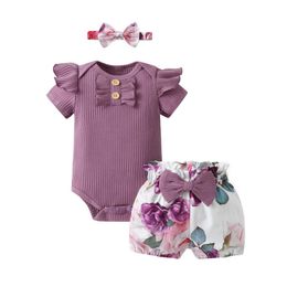 Clothing Sets Infant Baby Girls 3pcs Clothes Set Knitted Short Sleeve Romper Top + Floral Printed Shorts with Bow Headband Newborn Outfit Y240520KCE4
