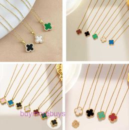 10a Vancflle Designer Light Luxury Niche High Edition Double-sided Lucky Grass Fourleaf Clover Clavicle Pendant 2024 20style 18k Gold Plated Necklaces Necklace