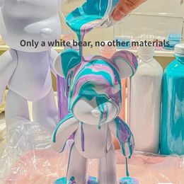 Action Toy Figures Creative Fluid Bear DIY Handmade Painting Violent Sculpture White Mold Doll Statue Animal Home Decoration H240521