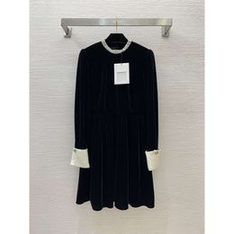 Spring Black Solid Colour Beaded Brooch Velour Dress Long Sleeve Round Neck Panelled Short Casual Dresses B4J121128