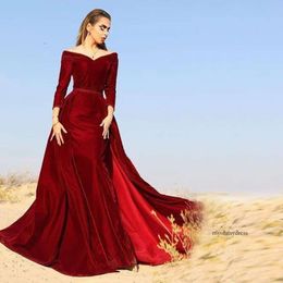 Dark Red Veet Off Shoulder Mermaid Evening Dresses V Neck Long Sleeves Plus Size Saudi Arabic Prom Dress Dubai Vestidos De Novia 0521
