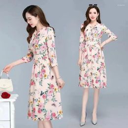 Casual Dresses 2024 Summer Fashionable Mom's Wear Fragmented Flower Style Age Reducing A-line Skirt Loose Print Covering Belly Women