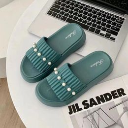 Slippers Luxury Thick Soled For Women Wearing Summer Fashionable Beaded Casual Flat Sandals Women's Anti Slip