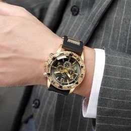 Wristwatches Relogio Masculino Sport Watch Silicone Quartz Watch Renoj Militar DeportivoL2304