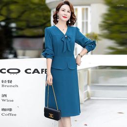 Casual Dresses Office Lady Solid Colour Patchwork Midi Dress Elegant V-Neck All-match Spring Autumn A-Line Waist Women's Middle Age Mom