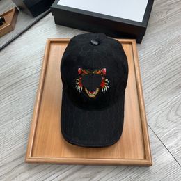 New Letters Ball cap designer hat Fashion Animal header embroidery baseball cap summer casual sun Hat classic Outdoor canvas Street caps breathable Duck tongue hats