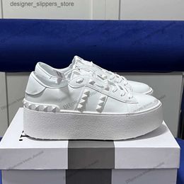 Casual Shoes Designers Sneaker Band With Studs Shoes White Platform Spike Trainer Thick Bottom Spikes Woman Shoe Chunky Casual Tennis Q240521