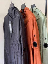 Cp 22ss Fashion Company Loose Nylon Hooded Jacket Men Ultra Light Orange Jackets Outdoor Casual Pullover Coat8275767