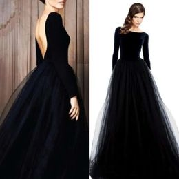Stunning Black Long Sleeve Veet Evening Dresses Bateau Neck Open Back Prom Dress Tulle Skirt Floor Length Formal Party Wear 0521