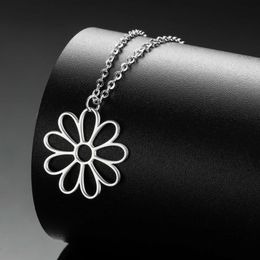 Cute Daisy Necklace Stainless Steel Minimalist Geometric Flower Charms Neck Chain Women Jewellery Mother S Day Gifts