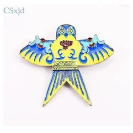 Brooches CSxjd 2024 Chinese Style Lovely Enamel Brooch Colourful Eagle Kites Corsage Coat Dress Collocation Temperament