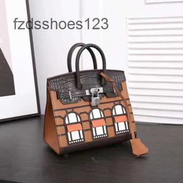 designer A Burkins Luxury Bag Pattern 2024 Palm Collated Head Layer Crocodile Cowhide Small House Fashion Colour Handheld Diagonal Straddle Womens VIVY ZHYE