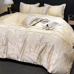 Bedding Luxury Summer Cool Ice Silk Royal 3D Embroidered Down Duvet Cover Set Cotton Bed Sheet and Pillow Case Home Textile 240518