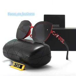 Designer sunglasses Luxury sunglasses for women fashion Goggle Diamond inlaid letter mirror leg Beach shading UV protection polarized glasses gift with box