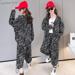 Clothing Sets 2024 Young Girls Sun-Proof Cool Fashion Letter Print Kids Summer Thin Loose Shirt Pants 2Pcs Korea Casual Outfits