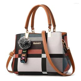 Shoulder Bags Valenkuci Casual Plaid Bag Fashion Stitching Wild Messenger Brand Female Totes Crossbody Women Leather Handbag