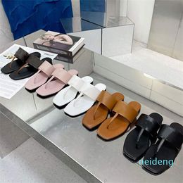 Designer -Summer Fashion Wide Flat Slipper Top QualityFlat Flip Flops Black White Women Leather Sandal Square Head Sandals With Box