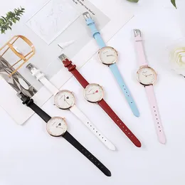 Wristwatches Fashion Women's Personalised Love Leather Belt Watch Simple And Versatile Quartz Student Reloj Para Mujer