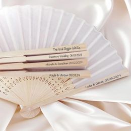 Party Favour 10/30/50PCS Personalised Engraved Cloth Fan Wedding Favours Gifts Souvenir Customised Decorative Fabric Folding
