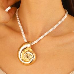 Beach Style Conch Pendant Necklace Personality Large Metal Conch Necklaces Thick Twisted Rope Chains Choker Summer Vacation Gift