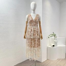 Casual Dresses Nude Floral Embroidery Shining Sequined Sleeveless V-Neck Stacked Ruched Midi Dress 2024 Arrivial Spring Summer Clothes