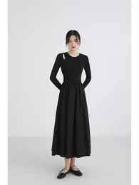 Casual Dresses Vintage Black Knitted Dress Women Solid Colour O-neck Slim Long Sleeve A-line Spring Autumn Lady Streetwear Robe