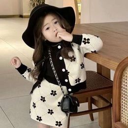 Girls Small Fragrant Wind Sweater Autumn and Winter Female Treasure Flower Long-sleeved Cardigan + Skirt Two-piece Set L2405