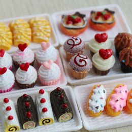 Cute Children Gifts 1/6 Miniature Dollhouse Cake Pizza Mini Bread Food For BJD Doll Kitchen Toy Accessories