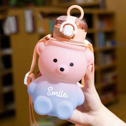 Kawaii Bear Water Straw Bottle 700ml Cute Kids Portable Leakproof Drinking Cups with Strap for Girl School Outdoor Traveling