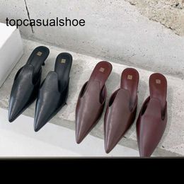 Toteme designer shoes pointed slippers toe womens package head lazy new mule shoes sandals design models high heel single shoes YJ1YJ1F