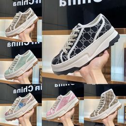 2024 Designer Women Casual Italy low-cut 1977 high top Letter High quality Sneaker Beige Ebony Canvas Tennis Shoe Fabric Trims thick-soled Shoes 6b2