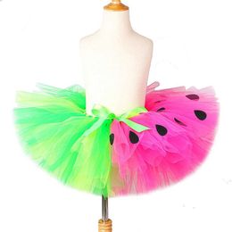 Skirts Fluffy Strawberry Tutu Skirt for Girls Toddler Watermelon Tulle Skirts for Kids Birthday Party Costumes Baby Girl Cute Tutus Y240522