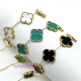 10A Vancllfe Designer High Luxury Exquisite Women's Bracelet Version Advanced Leisure Social Essential Lucky Clover Five Flower Vacuum Jewelry