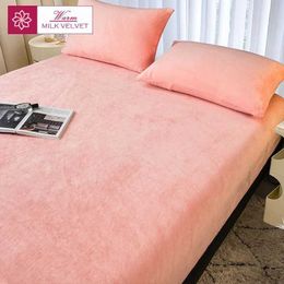 Bedding sets WOSTAR Winter warm plush fitted sheet elastic mattress cover fluffy velvet fleece bed linen couple thermal double king size H240521 UWUA