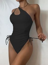 OnePiece Swimsuit Women Swimwear 2024 Solid Green Thong One Shoulder Monokini Sexy Bathing Suit Brazilian Beachwear Summer 240522