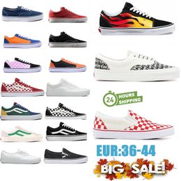 free shipping 2024 designers Old Skool Casual skateboard shoes Black White mens womens fashion outdoor flat size 36-44