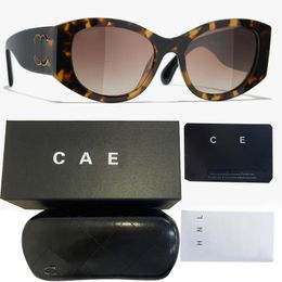 Designers fashionable oval frame sunglasses for women high quality light colored decorative sunglasses outdoor sunshades with packaging box h5524