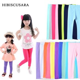 Garota elástica macia Modal Cotal Kids Leggings Candy Girls Skinny Color Solid Color 2-13y Crianças calças L2405