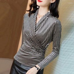 Women's Polos Houndstooth V-neck Slim Top Autumn 2024 Fashion All-Match Long-Sleeved Gold Velvet Ladies Bottoming Shirt