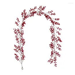 Decorative Flowers 6.39FT Red Berry Christmas Garland Flexible Artificial For Fireplace Decoration Winter Decor