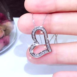 Cubic Zircon Heart Pendant Necklace Charm Designer Jewelry Woman Girls Chain Diamond Heart Love Necklaces Valentine Gift fashion