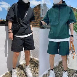 2024 Mens Summer European and American Style Hooded Loose Zipper Two Piece Fashion Casual Beach Solid Colour Shorts Set 240517