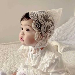 Hair Accessories Baby Newborn Lace Flower Hats Summer Thin Breathable Princess Girls Bonnet Sun Hats Korean Casual Baby Court Hats Photo Props Y240522