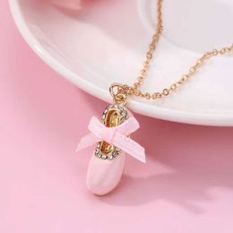 Jewellery Luoluo baby 1 cute ballet shoe pendant necklace suitable for children girls friends BFF necklaces best friend Jewellery gifts WX5.21 WX5.21